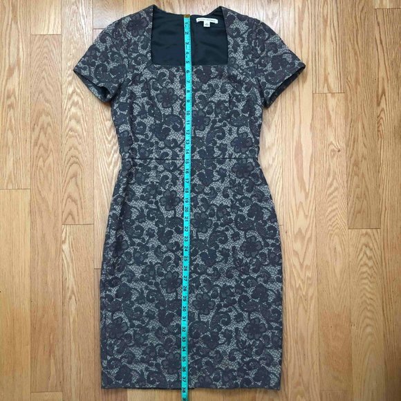 Banana Republic Grey Lace Patterned Midi Dress size 4 - Picture 9 of 10